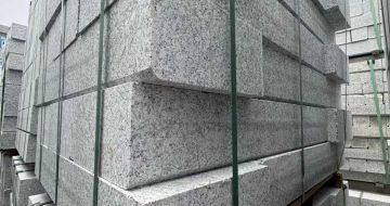 沈阳芝麻白路牙石 马路牙子