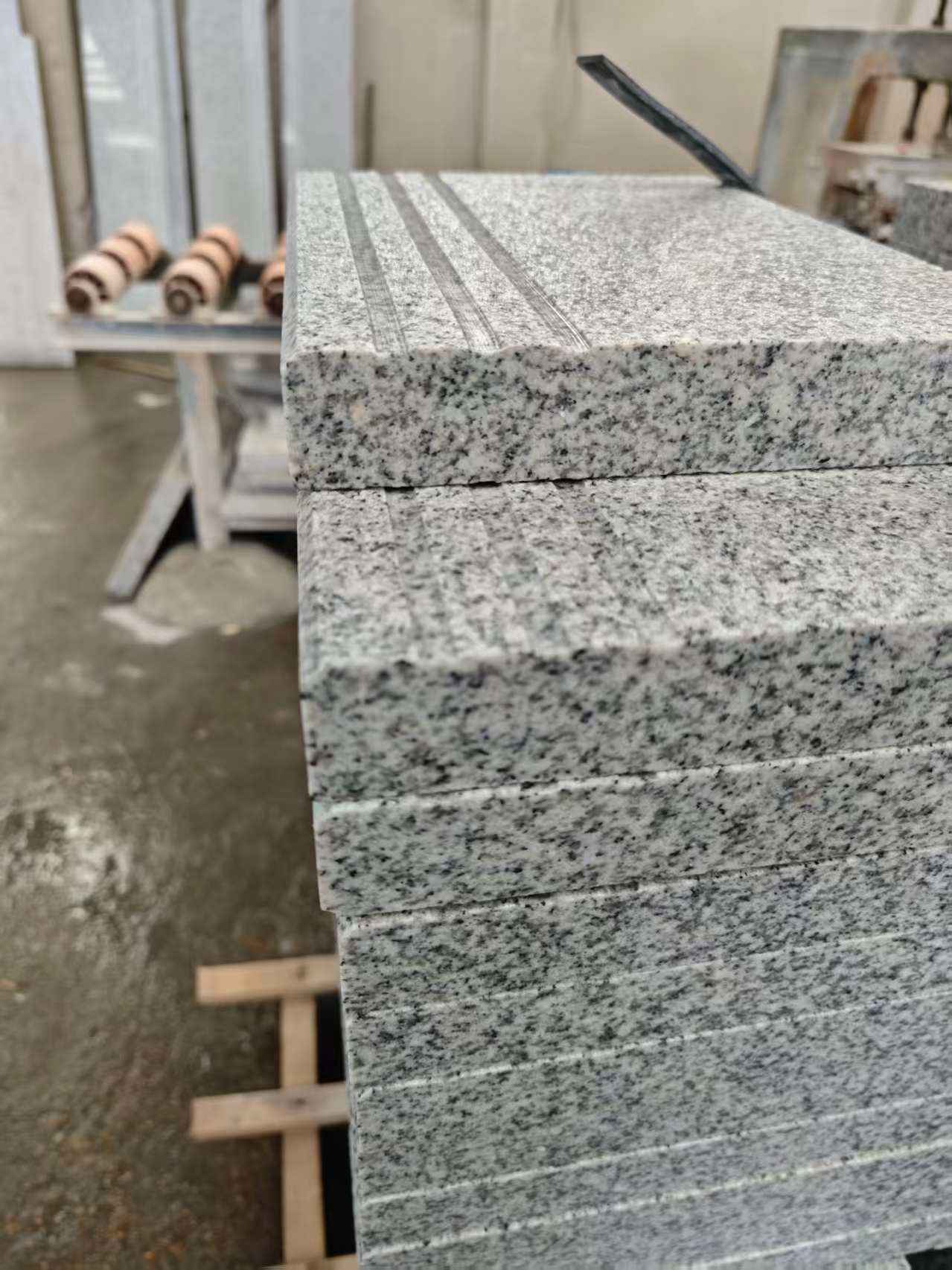 沈阳芝麻白楼梯踏步