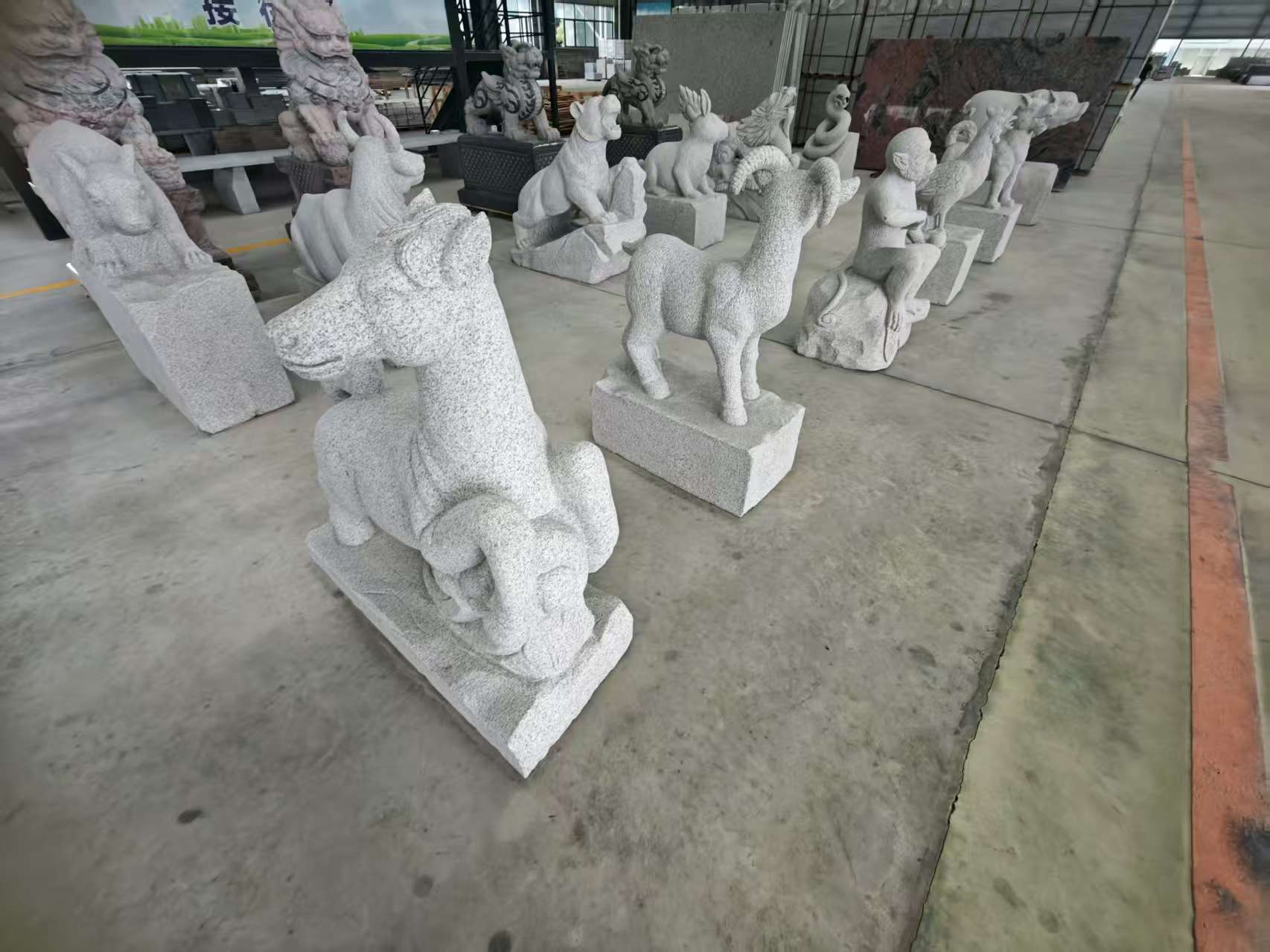 沈阳芝麻白雕刻 十二生肖 异形雕刻