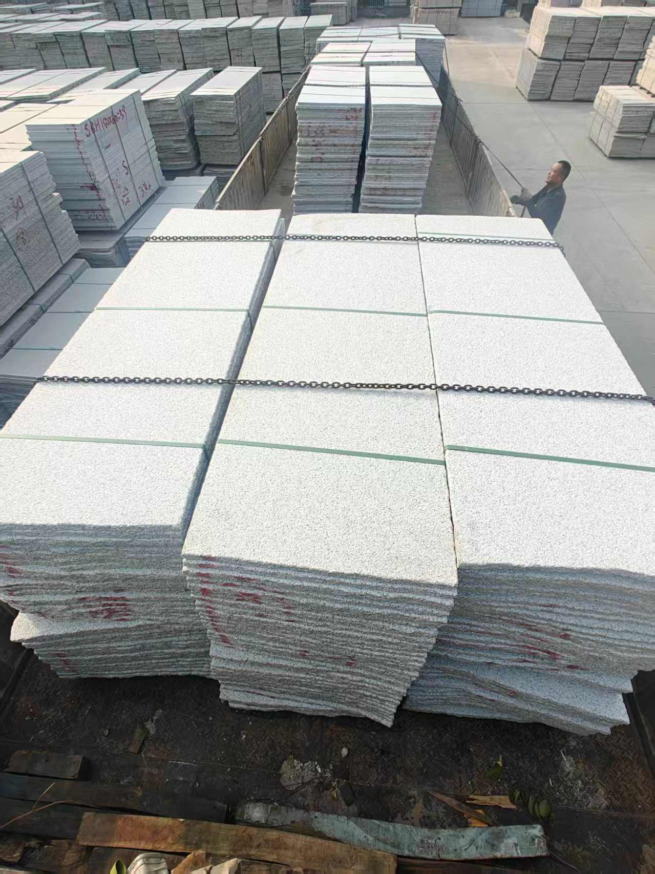 沈阳芝麻白毛板，石材毛板